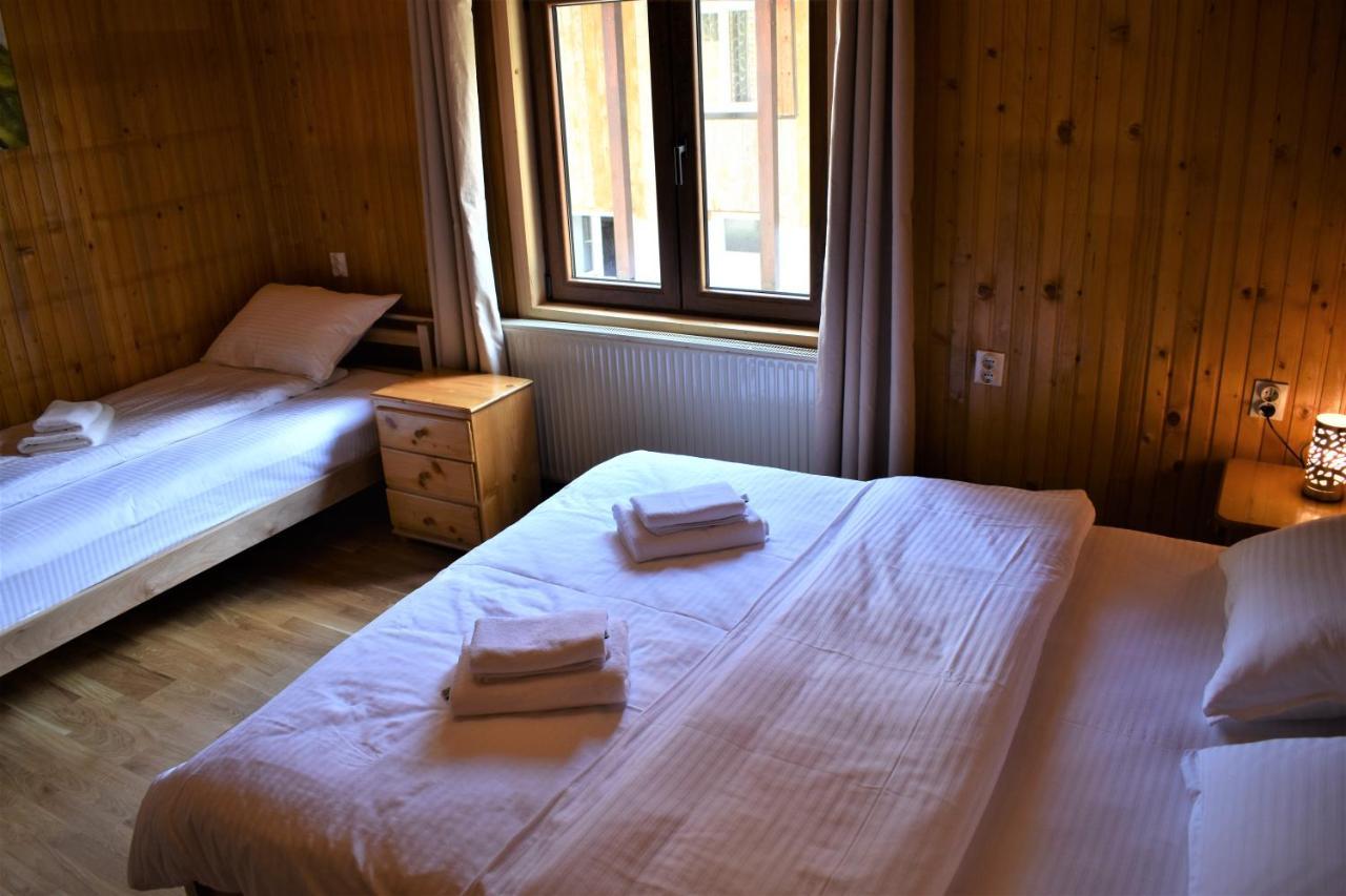 Srna Chalet - Rooms Žabljak Esterno foto
